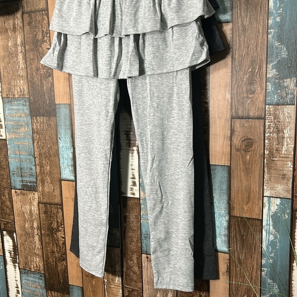 Gray & Dark gray Kids Ruffle legging skirted Pants - Picture 3 of 11